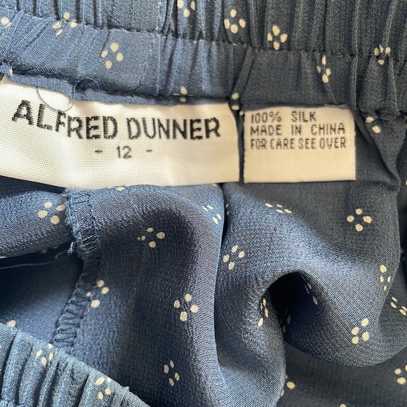 ALFRED DUNNER BLUE PANT AND JACKET SET - SIZE 12 - Picture 14 of 16